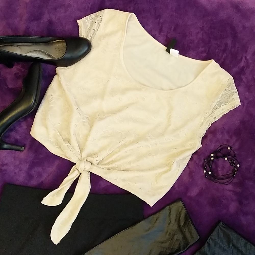 Lace Overlay Crop Tee